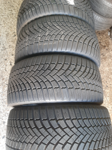 235/50/20 PIRELLI 104Y