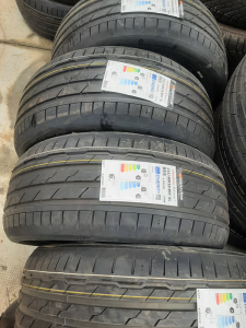 215/40/18 HANKOOK 89Y