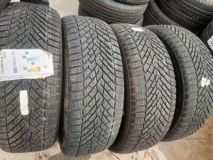 235/60/18  PIRELLI 107V