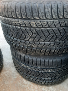 315/30/21 PIRELLI 105V