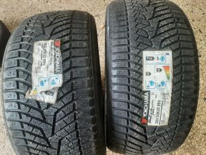 265/35/20 YOKOHAMA 99V