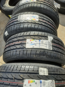 235/50/18  BRIDGESTONE 97V