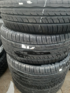 265/50/20 ROADX 111Y