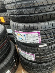205/40/16 NEXEN 79W