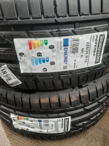 225/35/19  BRIDGESTONE 88Y