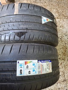 265/35/20  MICHELIN 99Y