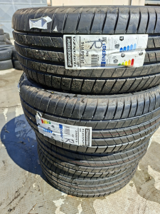215/55/16 BRIDGESTONE 93V
