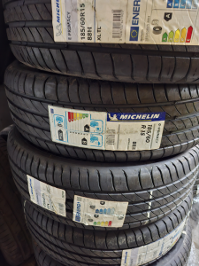 185/60/15 MICHELIN 88H