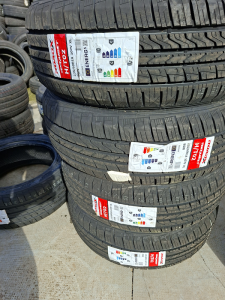 235/60/18  ROAD X 107V