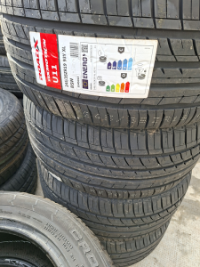 245/35/19  ROAD X  93Y
