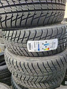 245/65/17 NOKIAN  111H
