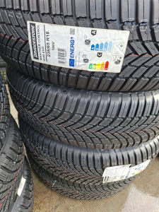 235/65/18 BRIDGESTONE 106V