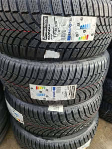 215/50/19 BRIDGESTONE 93T