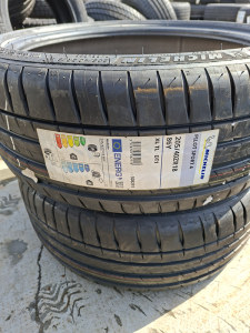 205/40/18 MICHELIN 86Y