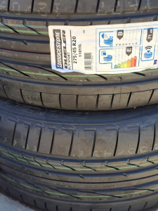 275/45/20 BRIDGESTONE 110Y