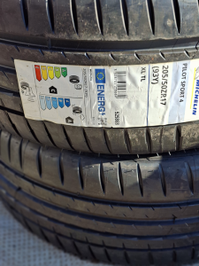 205/50/17 MICHELIN 93Y