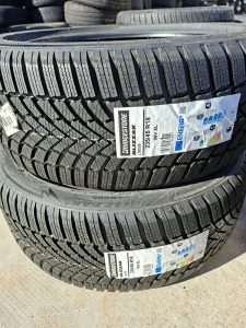 235/45/18 BRIDGESTONE 98V