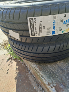 165/65/15 BRIDGESTONE 82T