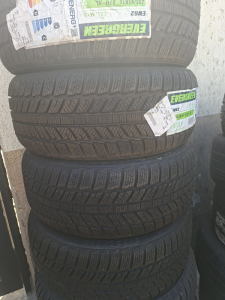 205/45/16 EVERGREEN 87H