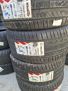 245/35/19 KLEBER 93Y