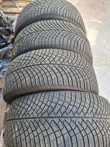 245/40/19 PIRELLI 98V