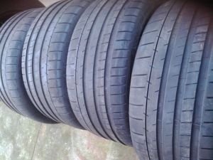 285/30R20  MICHELIN 99Y