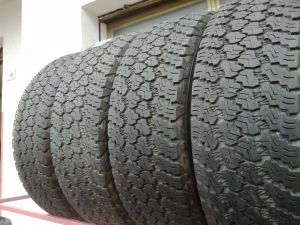 255/75R17 GOOD YEAR 113T