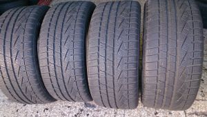 235/40R19 PIRELLI 96W  