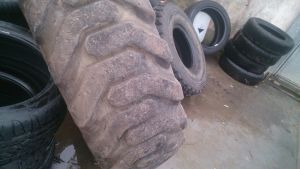 15/5R25 GOOD YEAR  