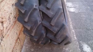 420/85/34  PIRELLI 