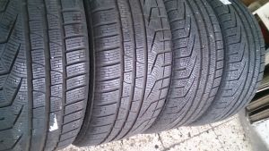 265/35R20  PIRELLI 99V  -  235/35R20 PIRELLI 92W
