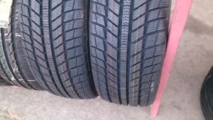 235/60/17 MICHELIN 106H