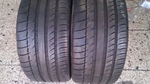 255/35R18 MICHELIN 90W