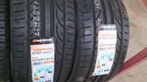 225/35R17 HANKOOK 86Y