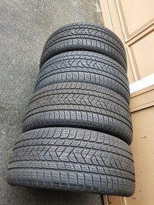 275/35/19 - 245/40/19 PIRELLI 100V - 98V