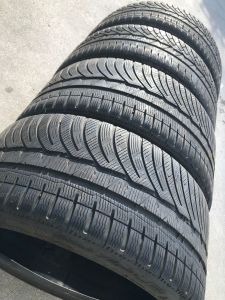 255/35/19 MICHELIN 96V