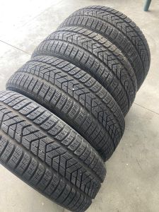 255/60/18 PIRELLI 112H
