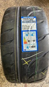 285/35/20 TOYO 100Y