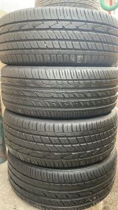 215/45/17 TOYO 91W