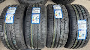 235/45/17 TOYO 97V