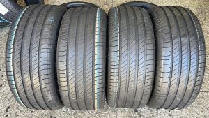 235/40/19  MICHELIN 96W
