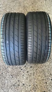 275/35/19 BRIDGESTONE 100Y