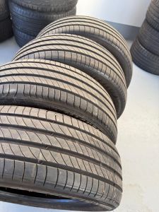 235/50/19 MICHELIN 103V