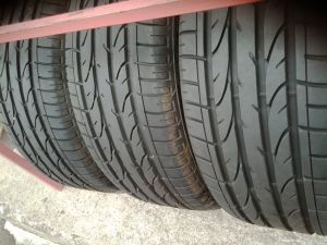 235/55R17 BRIDGESTONE 99V