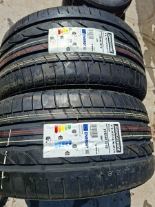 275/40/18   BRIDGESTONE 99Y