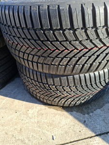 205/40/17 BRIDGESTONE 84W