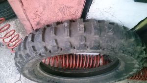 140/90R17  MICHELIN 72R