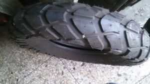 130/90R10 MICHELIN  61J