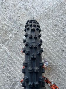 80/100/21 BRIDGESTONE 51T